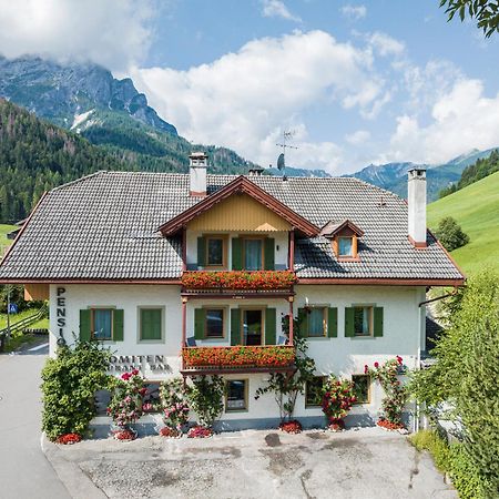 Gasthof Albergo Dolomiten Prags Exteriör bild